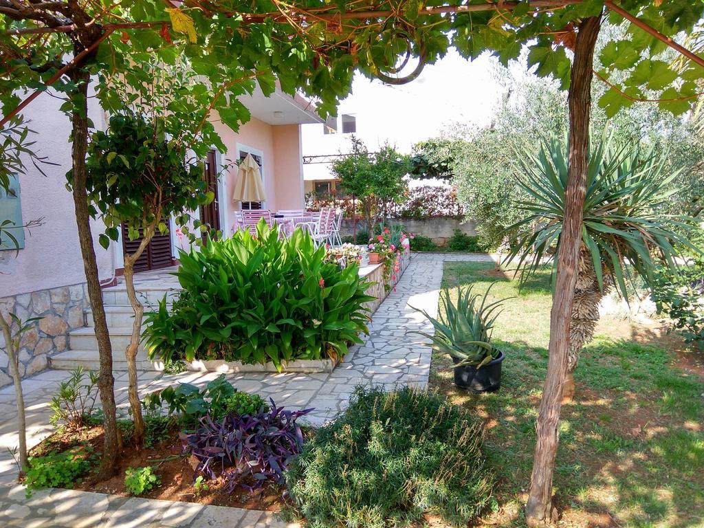 Apartment Gracijana Porec Esterno foto